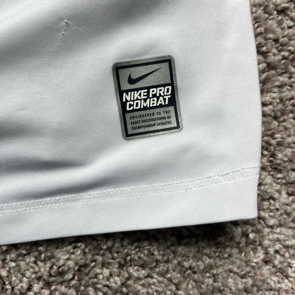 Nike Pro Combat White Fitted Long Sleeve Shirt - Picture 7 of 8